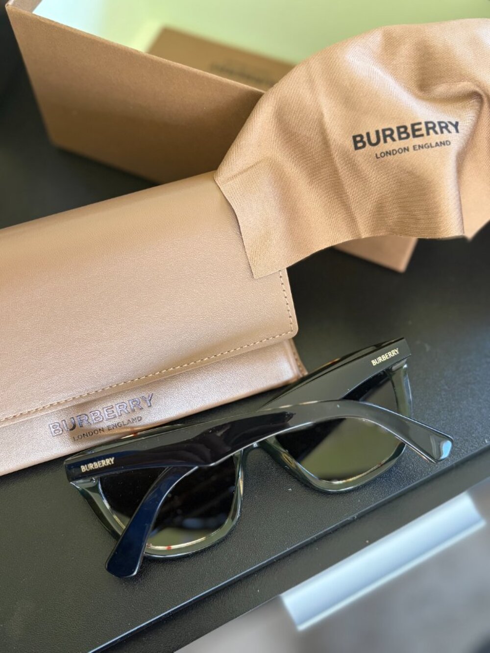 Burberry Sunglasses - Picture 2 of 5